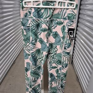 NWT Gottex Green Leaf Print Capris